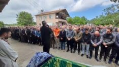 Zehra Orta dualarla toprağa verildi.