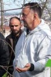 FINDIK UZMANI AHMET ELEVLİ ALAPLI’DA FINDIK ÜRETİCİSİNE UYGULAMALI BUDAMAYI ANLATTI BÖLÜM 2